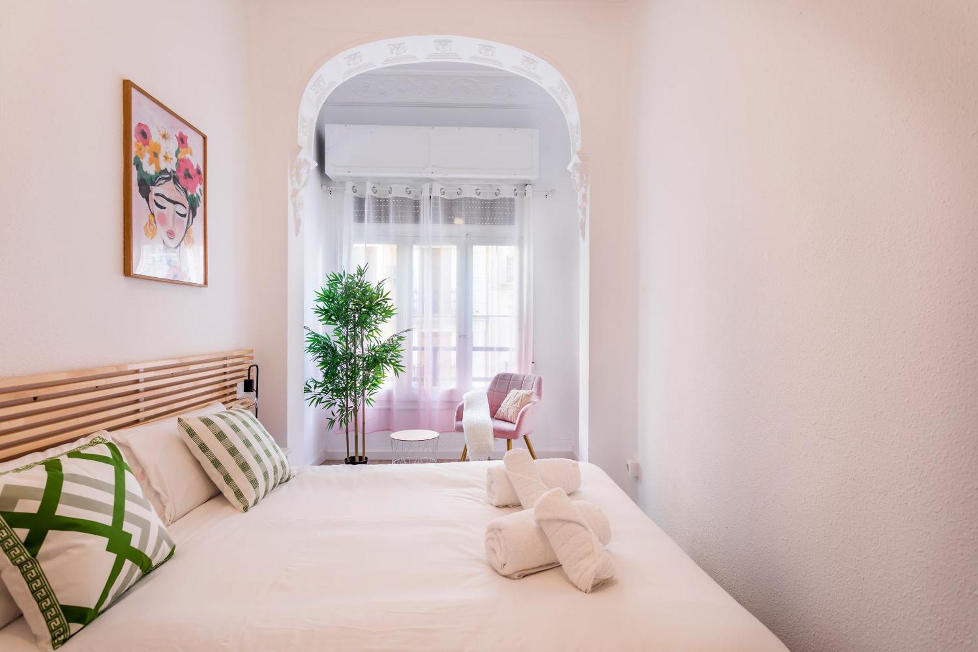 Convento, Amazing Flat With Terrace 2 Apartment Валенсия Екстериор снимка